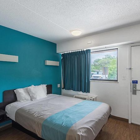 Motel 6-Overland Park, Ks מראה חיצוני תמונה